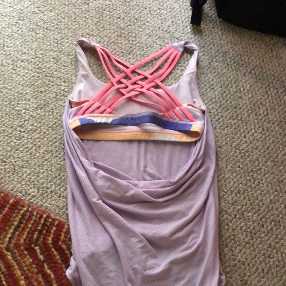 Lulu lemon tangtop, with built in sports bra - Picture 2 of 5